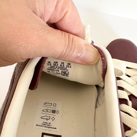 Puma Unisex Clyde Leather Eggplant Purple and Gray Sneakers - Picture 14 of 15